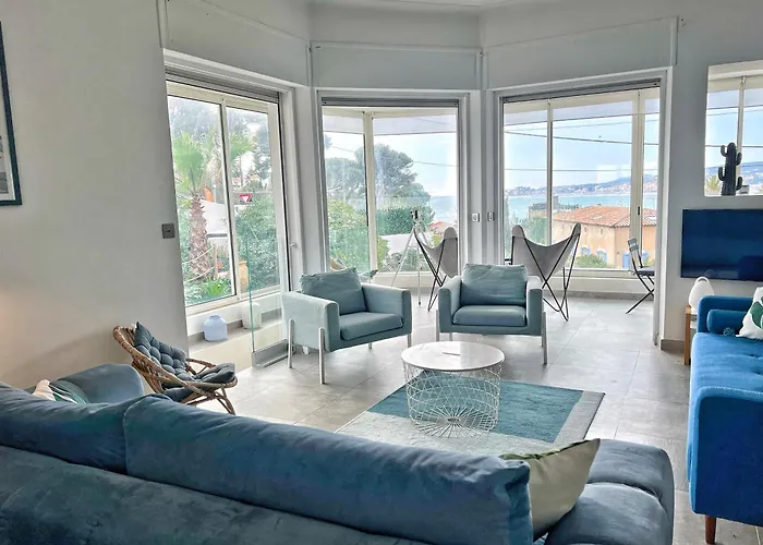 Villa Avec Piscine, Baie De Bandol, Acces Plage