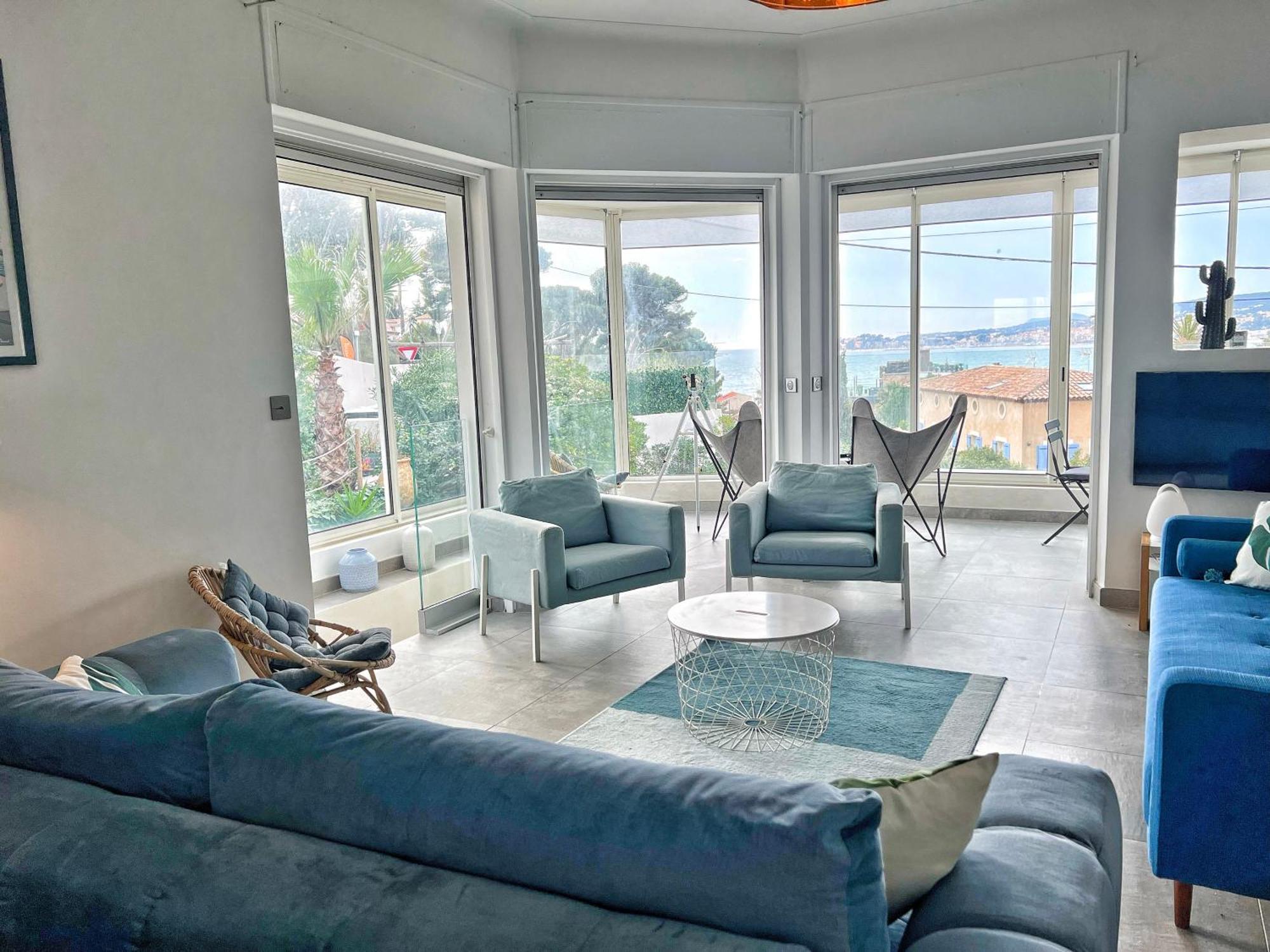Avec Piscine, Baie De Bandol, Acces Villa